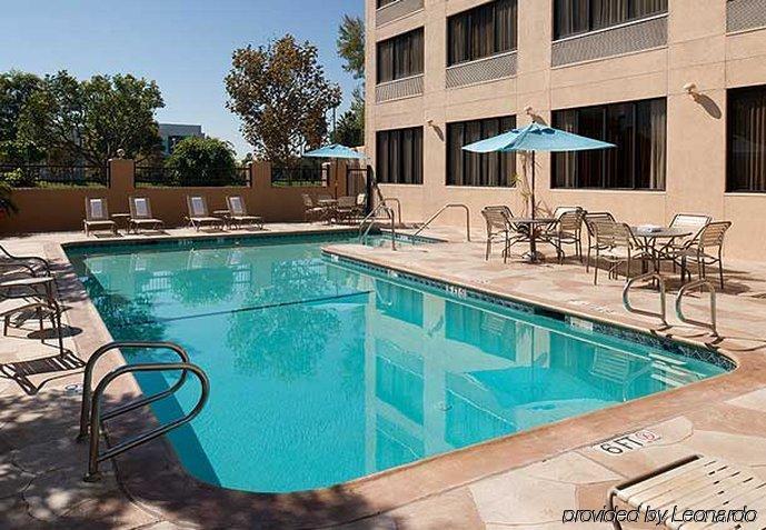 Courtyard By Marriott Cypress Anaheim / Orange County Hotel Faciliteter billede